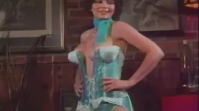 Pervert guy screwed brunette bitch and covered her face with cum