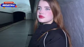 A pretty woman with big boobs reached orgasm while fucking in the subway