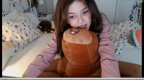 Hardcore webcam action in 1080p and XV formats.