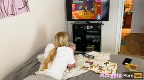 A Hardcore scene with an amateur gamer girl in the spirit temple