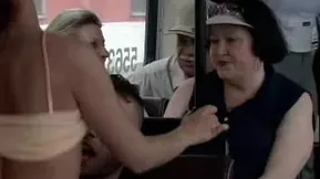 Public transport romance: Russian lovers' unauthorized intimacy