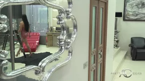 Aletta Ocean's latest scene: A pleasure to watch the beautiful brunette in action