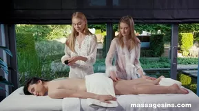 Female friendly fetish threesome with Tiffany Tatum and massage in 720p